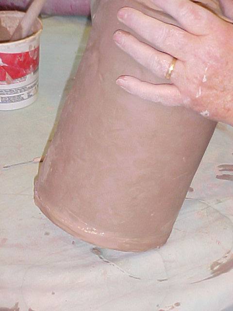 Sealing the bottom edge to prevent cracking