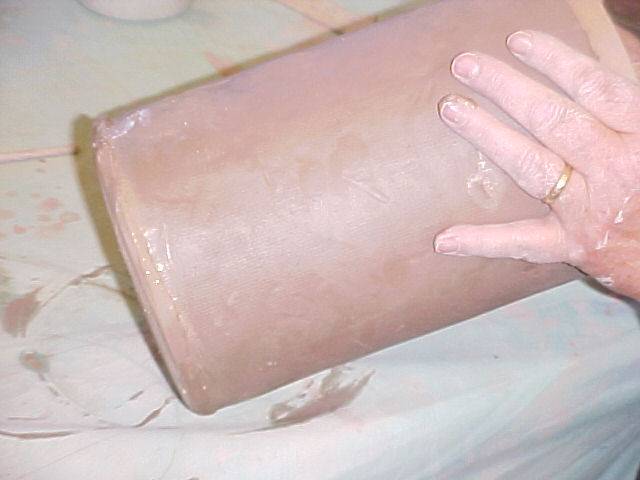 Sealing the bottom edge to prevent cracking